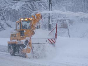 ﾛｰﾀﾘｰ車による国道の除雪