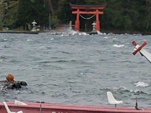 野尻湖は大荒れ